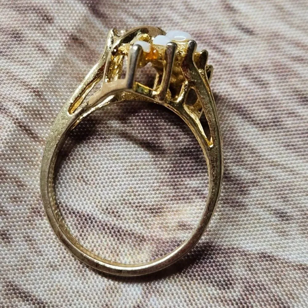 Vintage Mid-Century Uncas Manufacturing Cocktail Ring SZ 8.5
